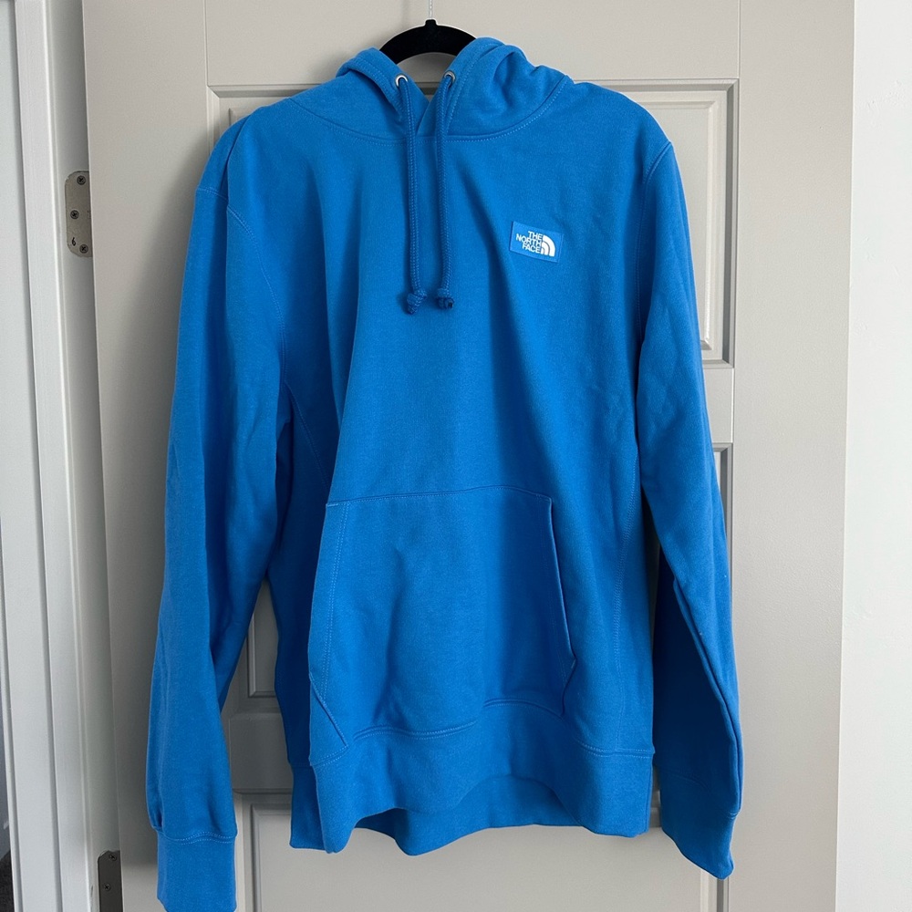 NWT The North Face Heritage Patch Pullover Hoodie | Super Sonic Blue | Men’s M